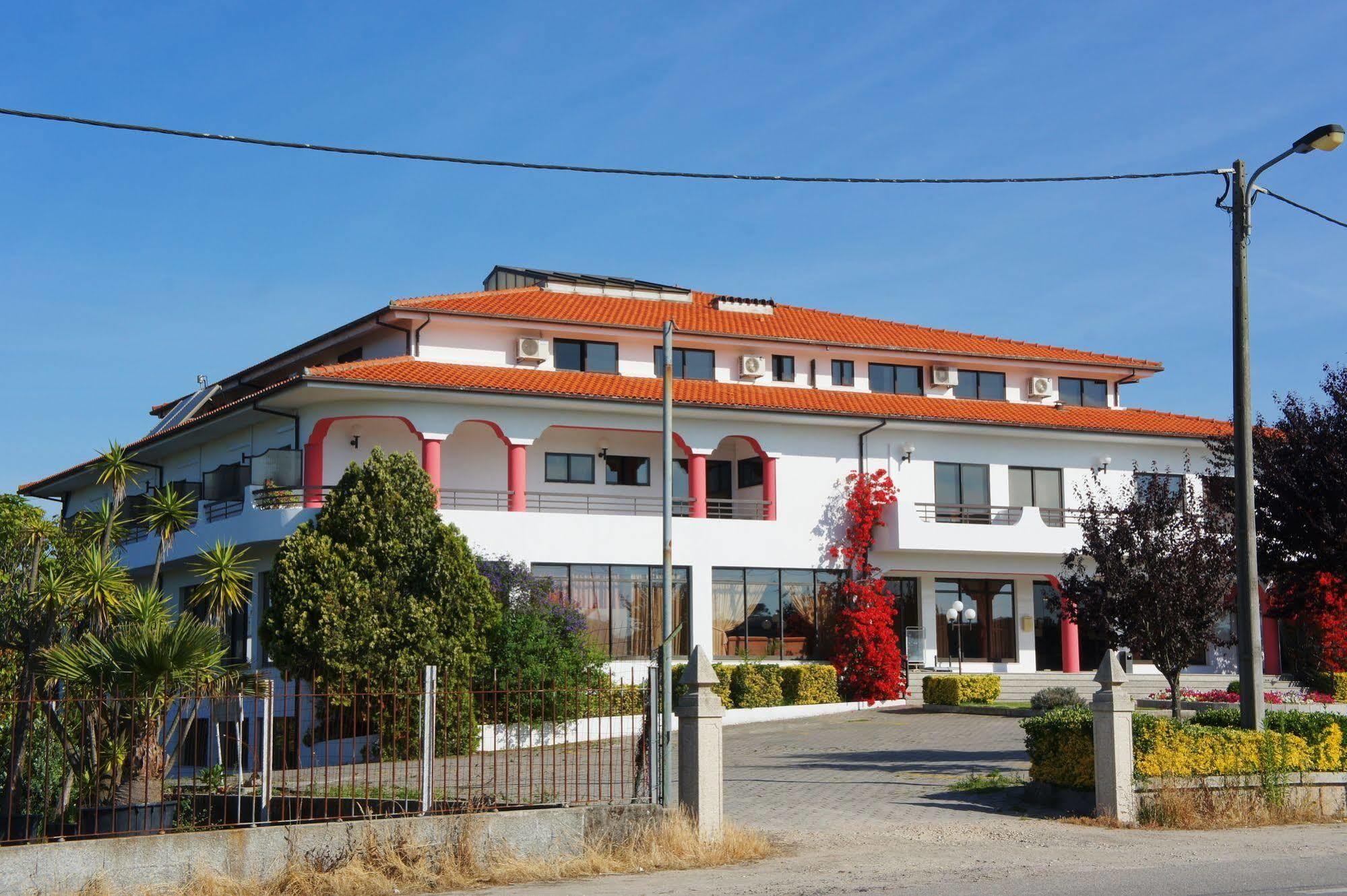 Hotel Contriz Póvoa de Varzim Exteriör bild